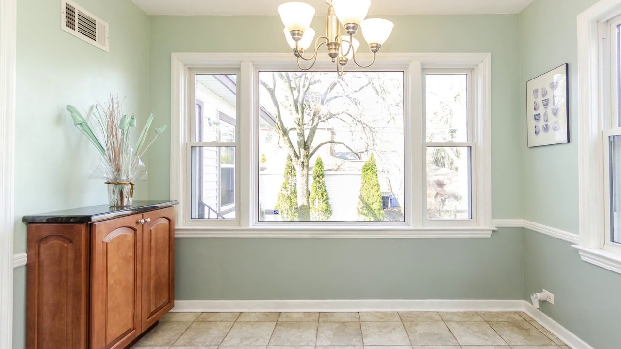 7504 North Rockwell Street