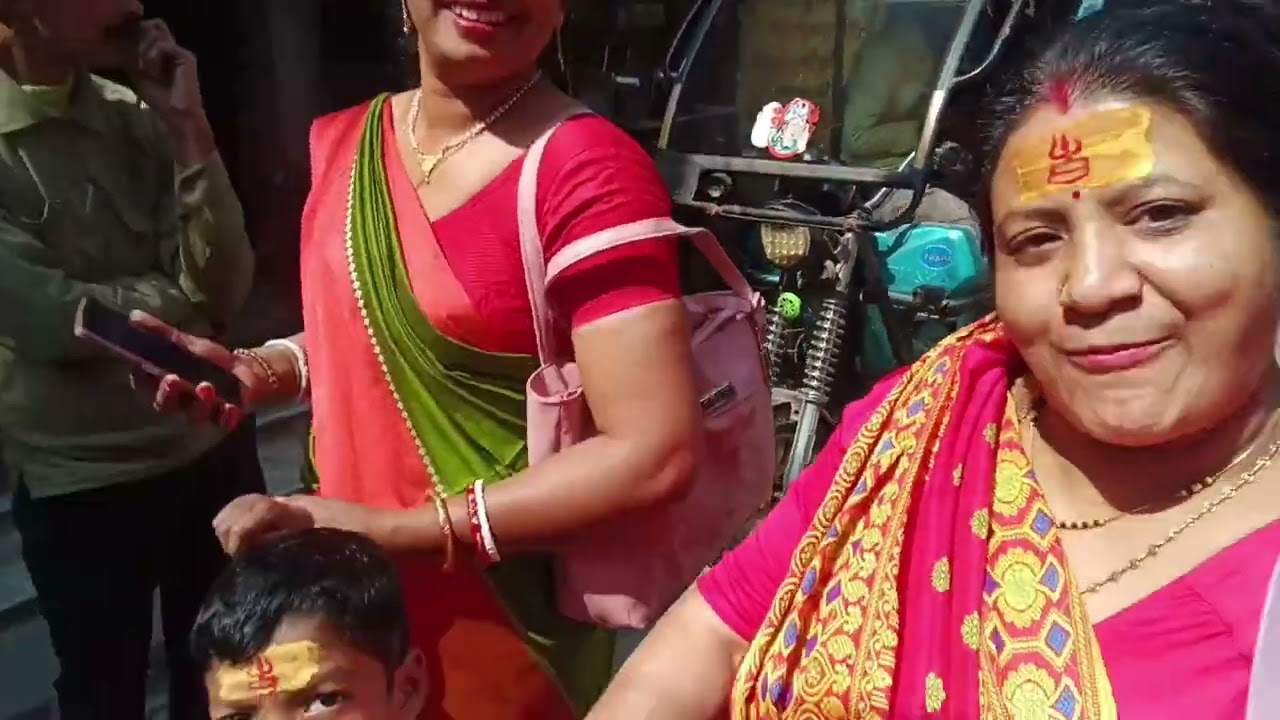 তারকেশ্বরে মন্দিরে পুজো দিলাম 