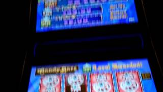 D Thrills candy bars slot machine mini win good game screenshot 2