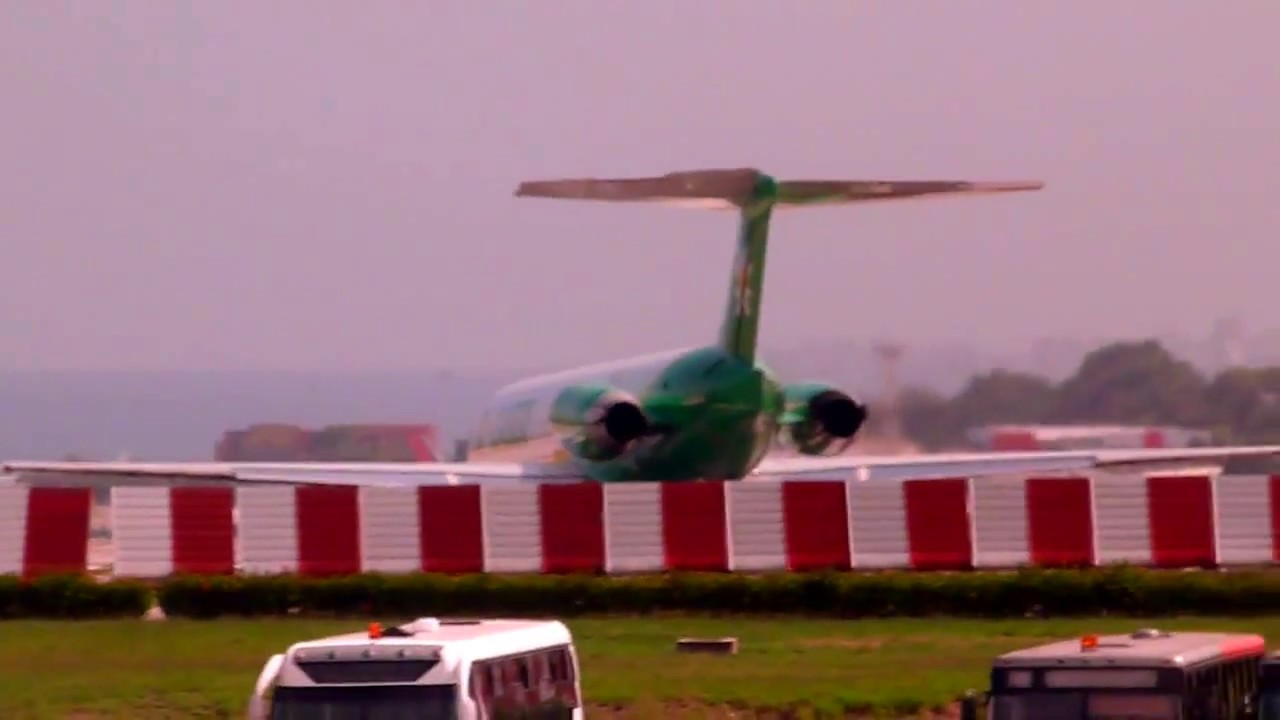 Laser Airlines MD82 YV480T take off runway 09 Maiquetia YouTube