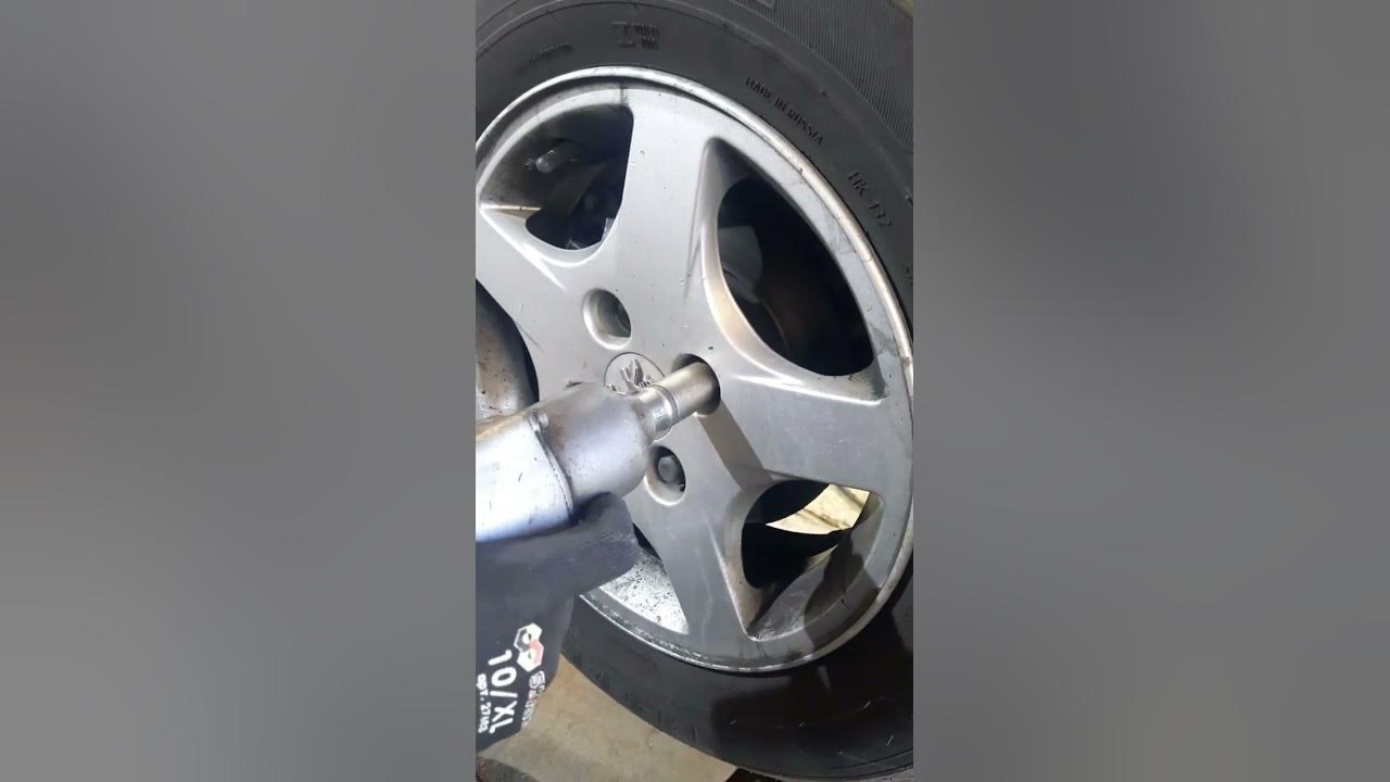 замена стоек стабилизатора пежо 206
