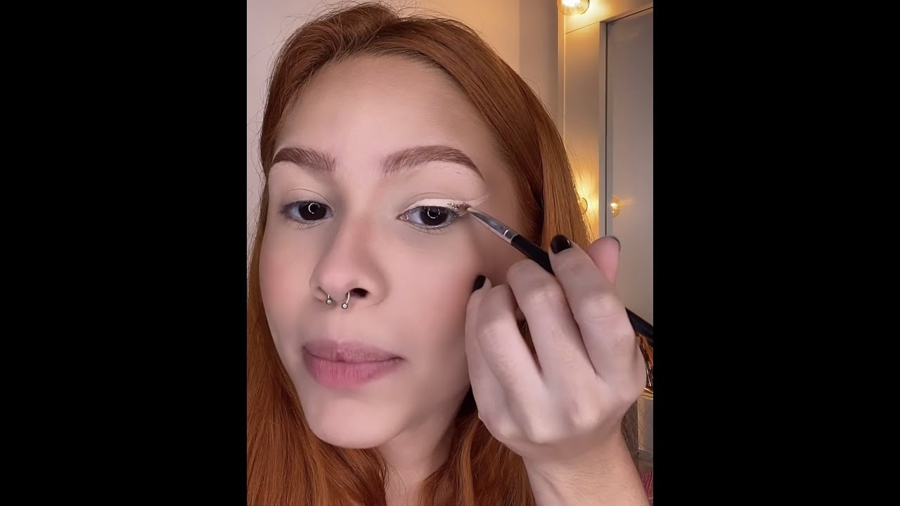 DELINEADO com GLITTER ✨