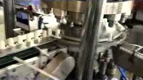 Eye dropper assembly machine