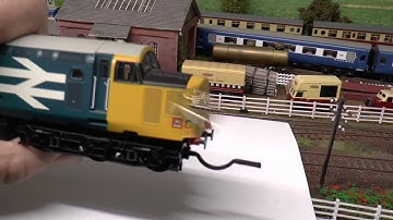 Dave`s Model Railway ..Couplings Problem Sorted