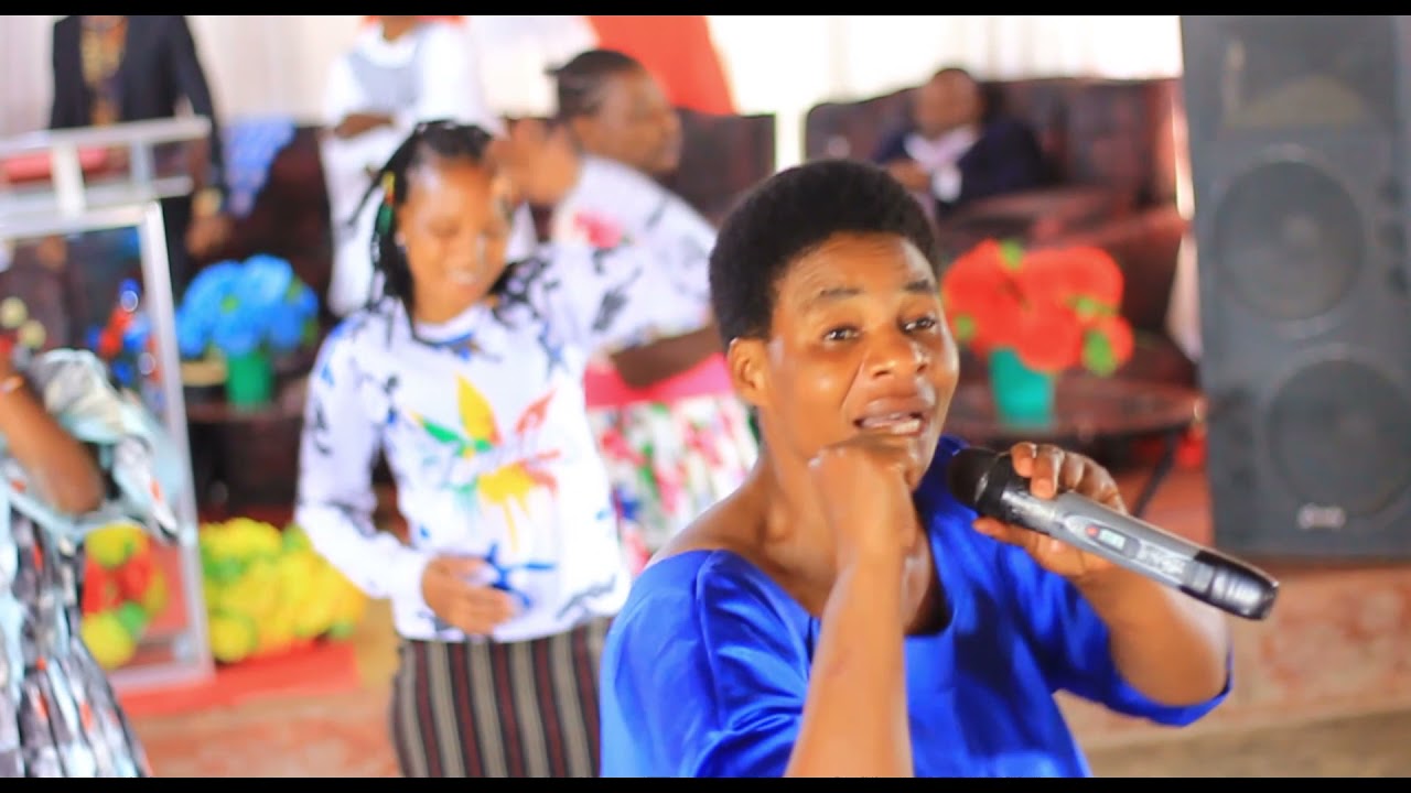 vicky teremsha:  sifa ni zako bwana