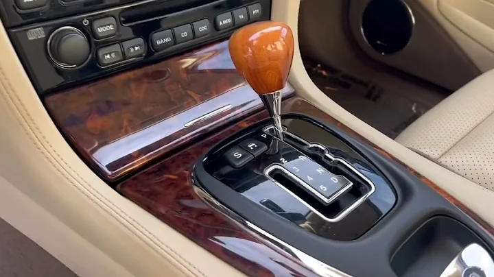 2008 Jaguar XJ-Series Super V8