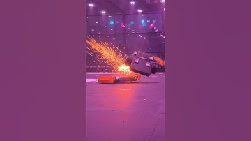 Cheese attacks Daddy #championship #shorts #robotics #battleofrobots #battle #robots