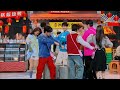 抢凳子游戏环节太好笑 陈乔恩梁靖康获胜 全员围观 隔壁檀健次都馋哭了 抢凳子游戏环节太好笑 陈乔恩梁靖康获胜 全员围观 隔壁檀健次都馋哭了