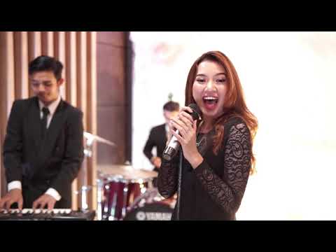 JATUH CINTA - TITIEK PUSPA | COVER BY FORTUNES MUSIC | BAND WEDDING CIREBON