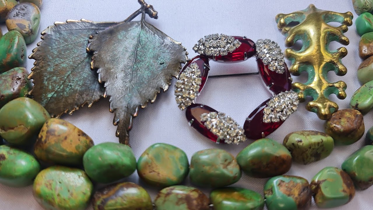 Kalevala Koru.  Бірюза. Чудові знахідки вінтажної біжутерії.