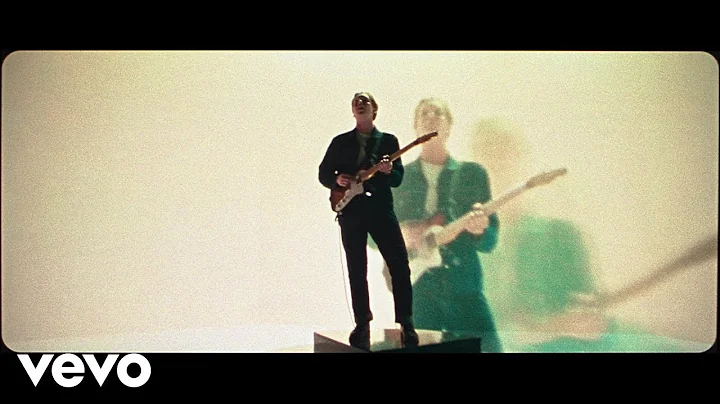 George Ezra - Anyone For You (Tiger Lily) (Officia...
