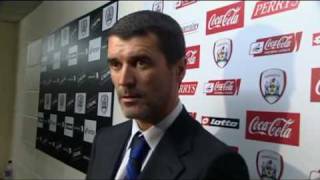 Roy Keane loses his temper with reporter Resimi
