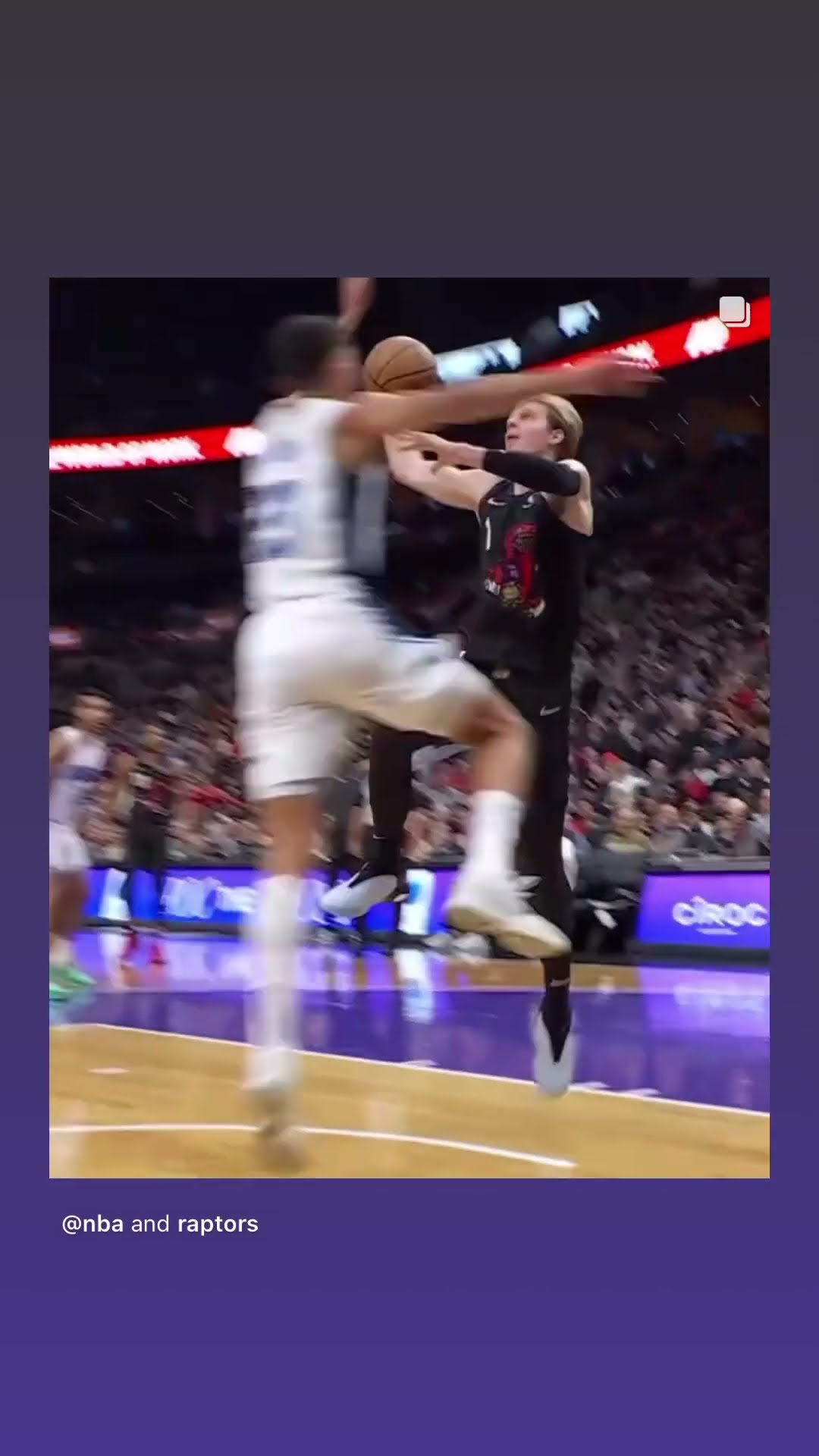HELLO! #hoodnews #GradeyDick #toronto #raptors #NBA #basketball #sports #viralvideo #how #wow #omg