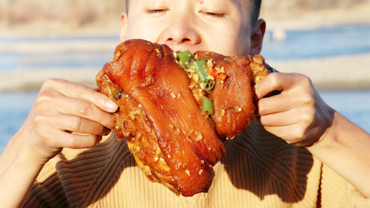 It's cool to eat hoof hoof like this. It's a secret two hours by the