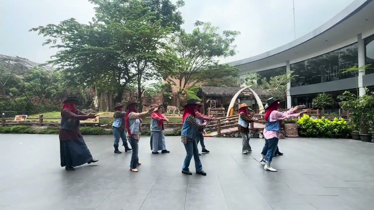 STORM NEVER LAST Linedance chor Caecilia M by edelwais Graha biru