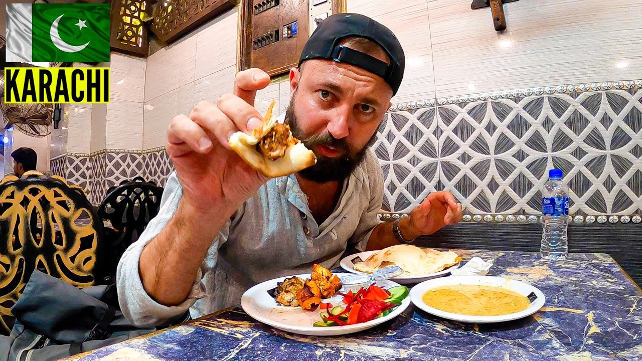 Переедание на знаменитой улице Бернс-роуд в Карачи, Пакистан 🇵🇰