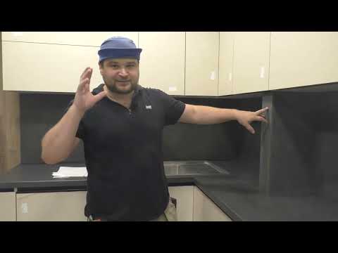Видео: Как закрыть стояки на кухне!)