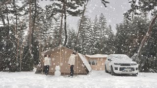 Берегите воздушную палатку! ❄️Сильный снегопад в кемпинге / кемпинговый видеоблог