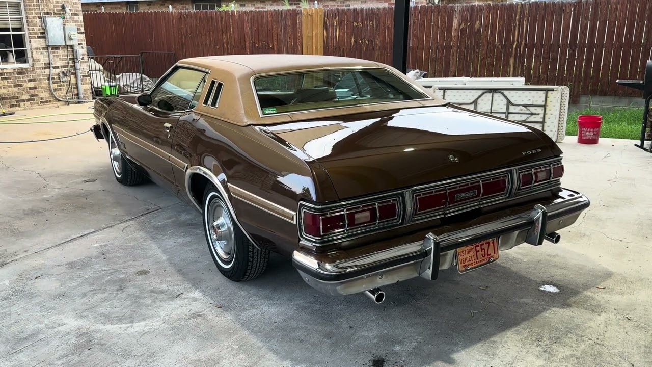1974 Ford Grand Torino Elite! Thrush Welded Muffler Sound!