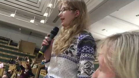 Francesca Warren's question to Autism Con ( 2016)
