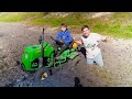 Finding Secret Key for New Toy in Deep Mud | Tractors for kids