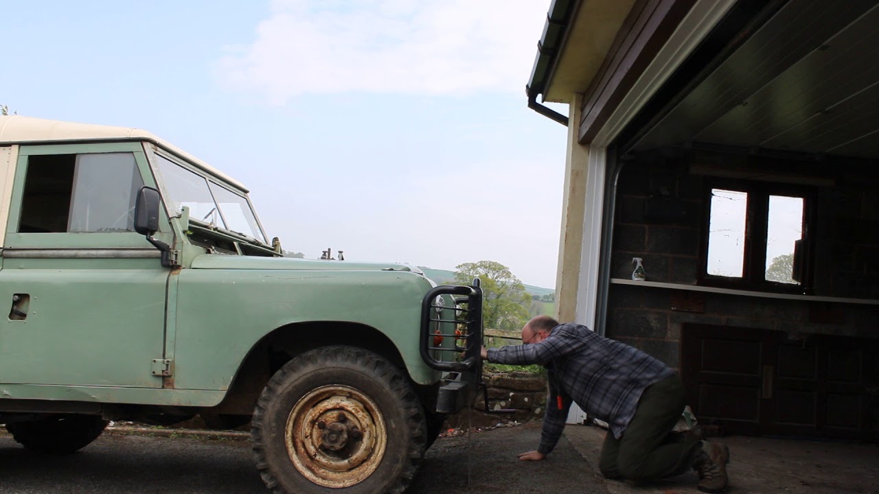 Land Rover Series 3 starting handle