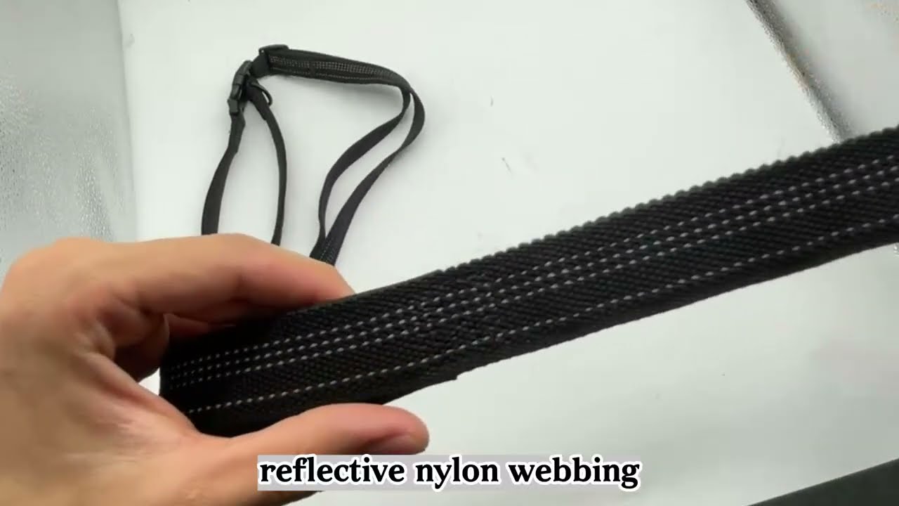 What is reflective tactical dog leash？