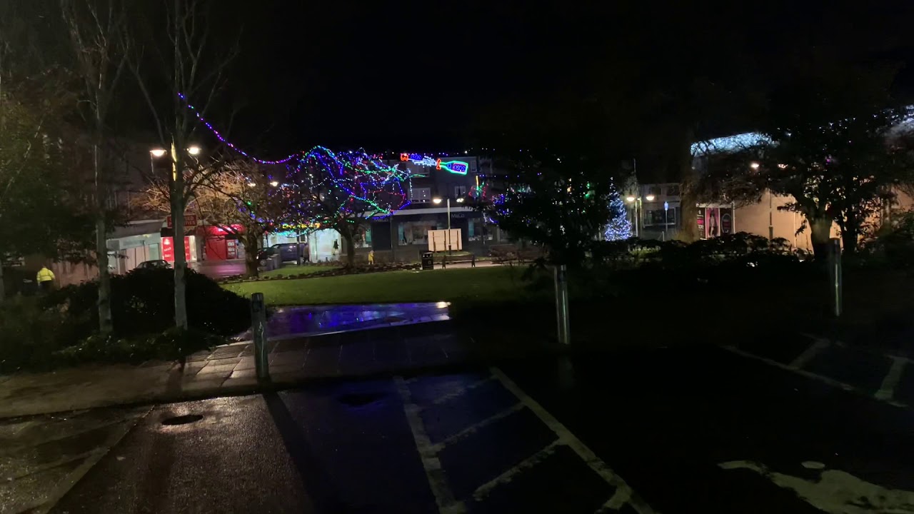 Tesco kirkintilloch christmas opening times