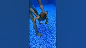 tập bơi cho em bé 😊 #short  #baby #cute #babycute