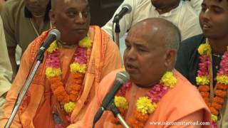 Hare Krishna Kirtan by Sachi Kumar Prabhu on Adhivas Day of ISKCON Mira Road Kirtan Mela 2016