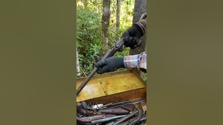 He found an elusive treasure bag at the bottom of the well with an arsenal 😱 | #treasurehunt #shorts