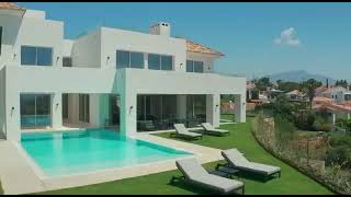 2.950.000€  Fashinable Villa in Benahavís, El Paraiso