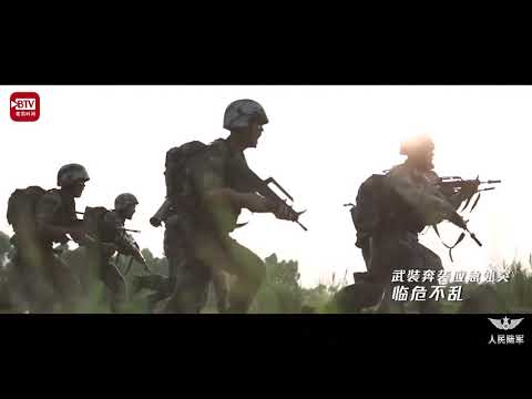地表最强人民陆军版《野狼Disco》 青春靓丽女兵现场舞蹈超燃