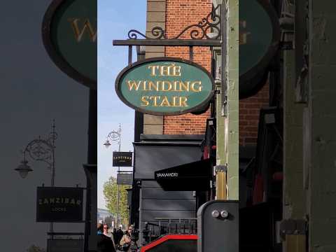 فيديو: The Winding Stair ، دبلن: الدليل الكامل