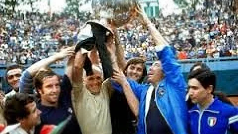 Chi ha vinto la Coppa Davis nel 1976?