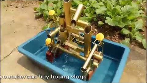 Guồng nước giã gạo dân tộc