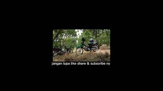 Daun jatuh- Resah jadi luka(lyric video)