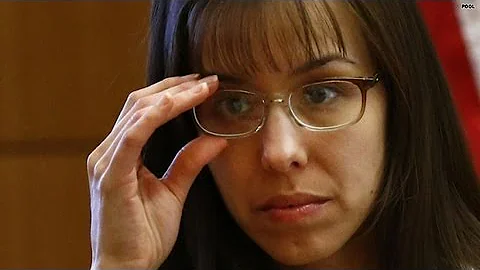 Jodi Arias wants to know if jurors tweet