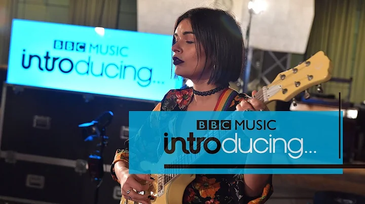 Bessie Turner - Words You Say (BBC Music Introducing session)