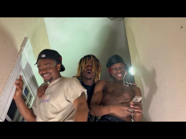 Watch DTGx7TINI_135xManking-leavemealone |Home Video| on YouTube Watch DTGx7TINI_135xManking-leavemealone |Home Video| on YouTube