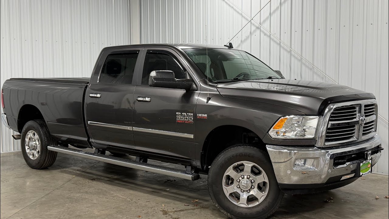 2018 RAM 3500  21K MILES, 6.4L V8, 4WD, AUTO, NAVI, ONE OWNER, ANDROID/APPLE