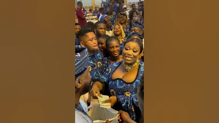 DAMILOLA ONI AT ODUNLADE ADEKOLA LATE FATHER BURIAL