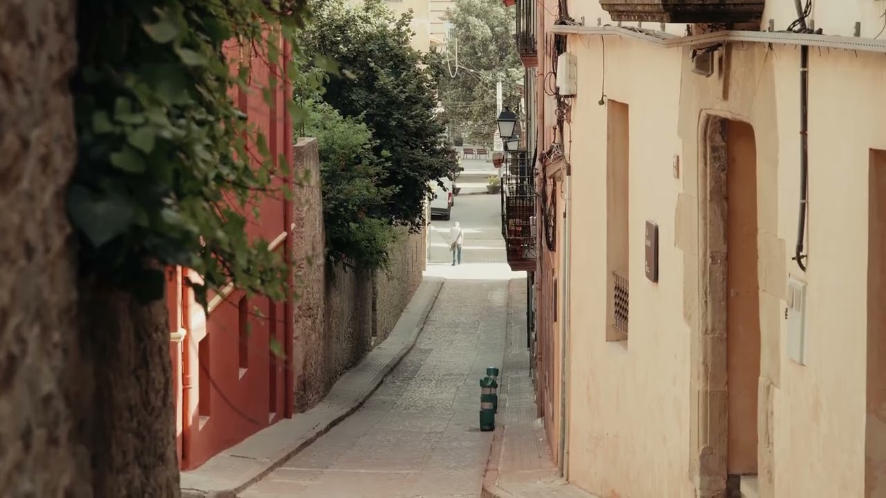 Charming European Cobblestone Street Walk | Relaxing City Walk in 4K