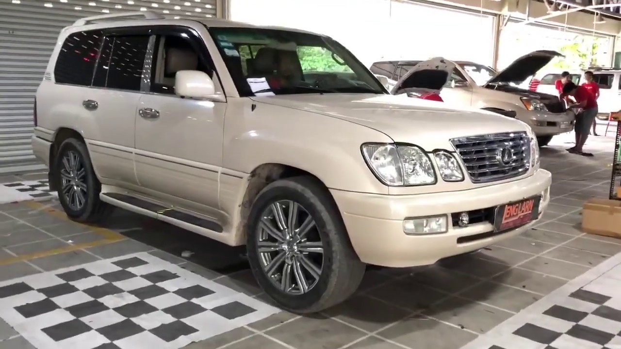 Well kept used Lexus LX470 SUVs selling for a fraction of their original  prices Muscular LUXURY
