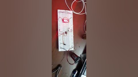 LABORATORIO #3  CIRCUITO 555 Y DISPLAY SIETE SEGMENTOS