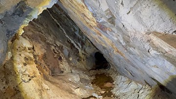 Incredible Mineral Vein in the Money Mine!
