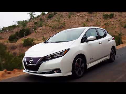 2018-nissan-leaf-b-roll-running