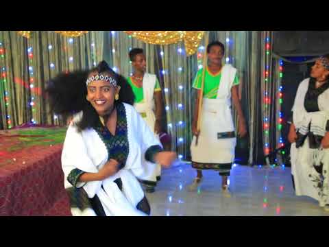 ቪዲዮ: Tuxedo ማስክ - እንዴት ይሳላል?