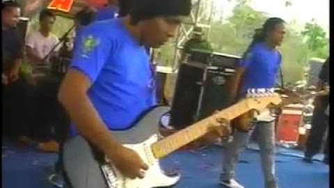 bersatulah monata live lamongan 2013- YouTube.flv