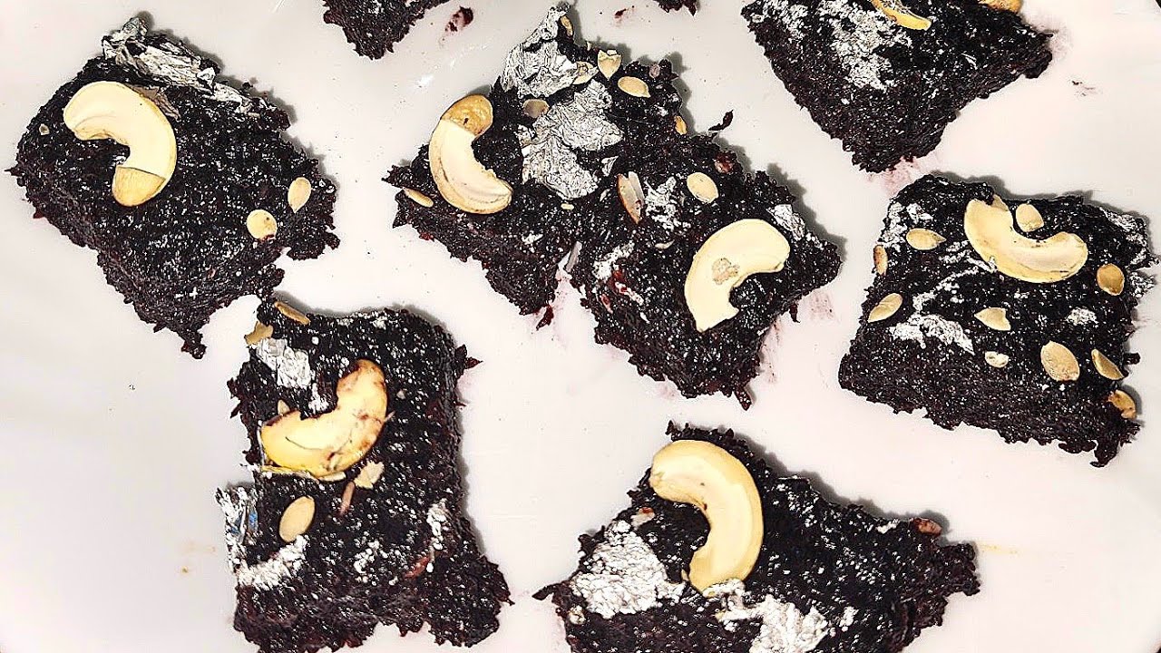 शब ए बारात में हमने हलवे से भी अच्छी रेसिपी बनाई काले गाजर की बर्फी | Sab E Barat Secret Recipe 